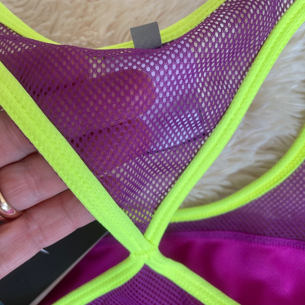 Nike Dri Fit Top - Picture 7 of 13